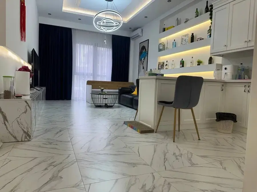 3-комнатная квартира − 96 м², 6/6 этаж