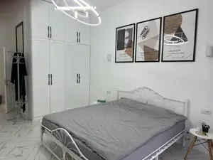 3-комнатная квартира − 96 м², 6/6 этаж