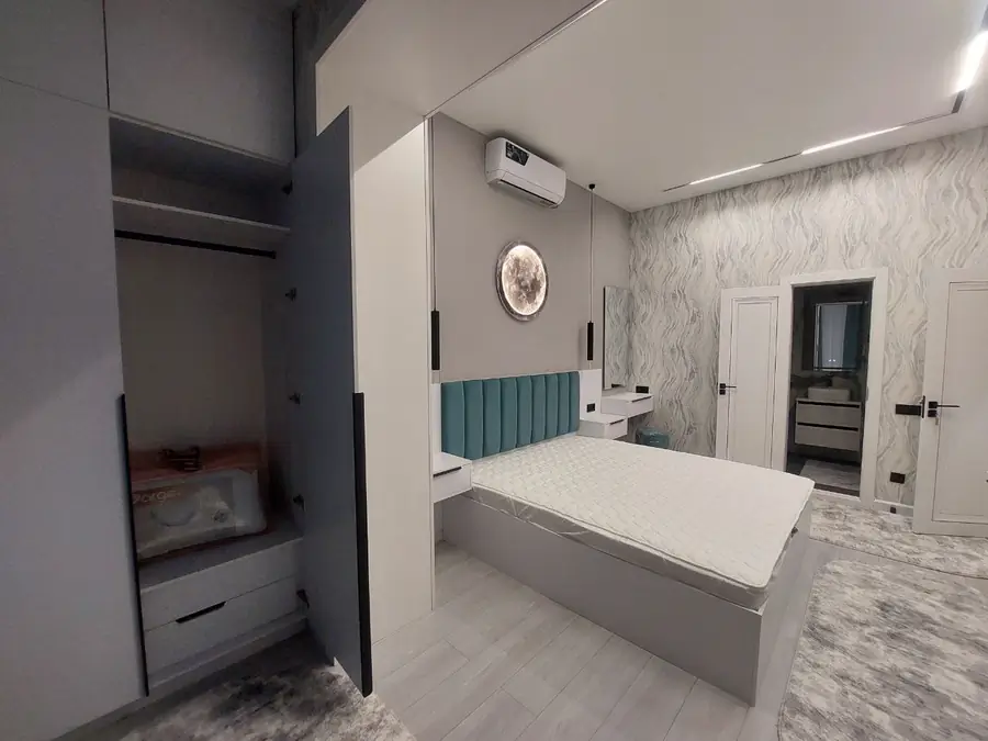 Сдается 3-комнатная квартира − 110 м²