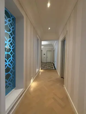 Сдается 3-комнатная квартира − 180 м²