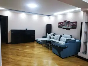 Сдается 3-комнатная квартира − 170 м²