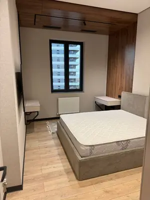 Сдается 2-комнатная квартира − 65 м²