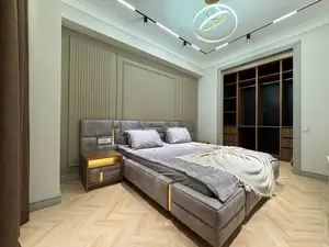 Сдается 2-комнатная квартира − 60 м²