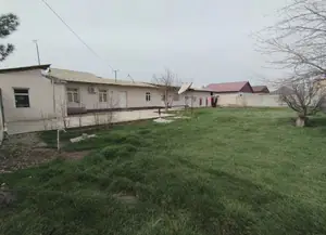 1 qavatli uy − 850 m², 8.5 sot. 
