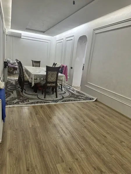 2-этажный дом − 200 м², 6.5 сот.