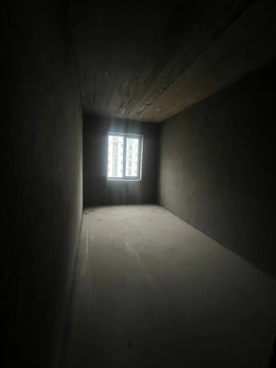 2 xonali kvartira sotiladi − 44.8 m²