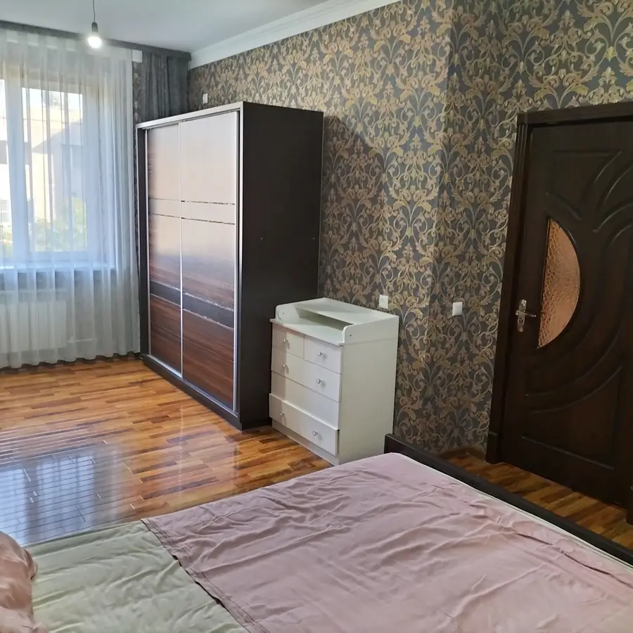 2 xonali kvartira − 76 m², 4/5 qavat