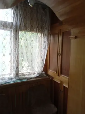 Продается 4-этажный дом − 271 м²