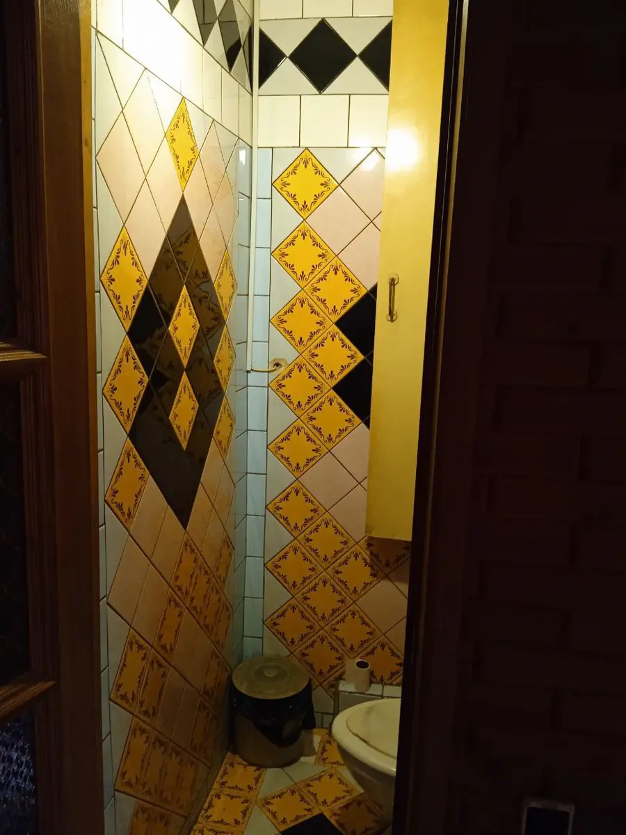Продается 4-этажный дом − 271 м²