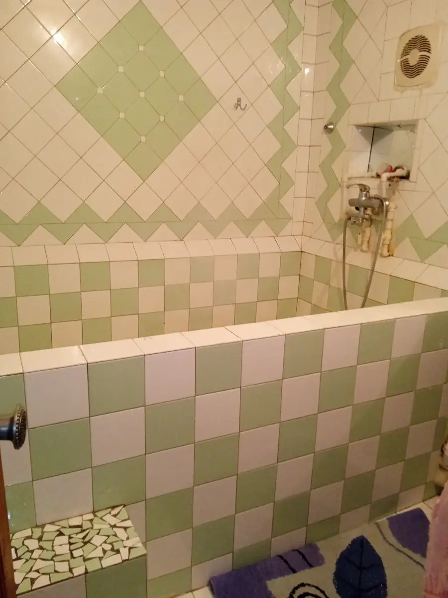 4 qavatli uy − 271 m², 2.7 sot. 