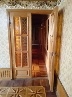 4 qavatli uy − 271 m², 2.7 sot. 