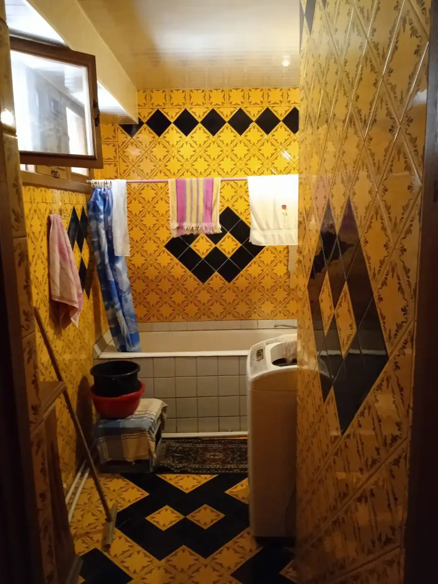 Продается 4-этажный дом − 271 м²