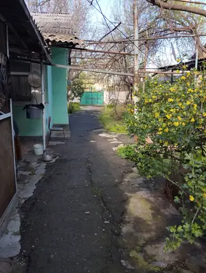 Продается участок − 6 сот.
