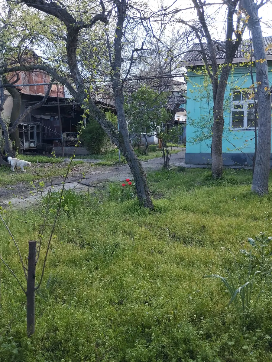 Продается участок − 6 сот.