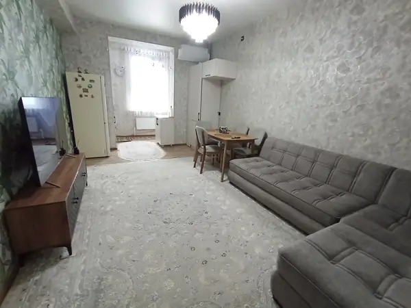 3-комнатная квартира − 74 м², 4/6 этаж