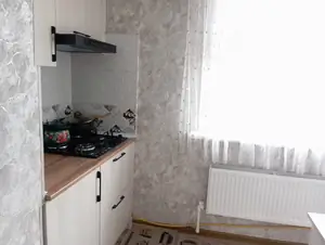 Продается 3-комнатная квартира − 74 м²