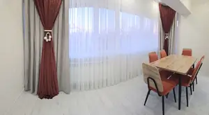 2 xonali kvartira − 77 m², 4/7 qavat