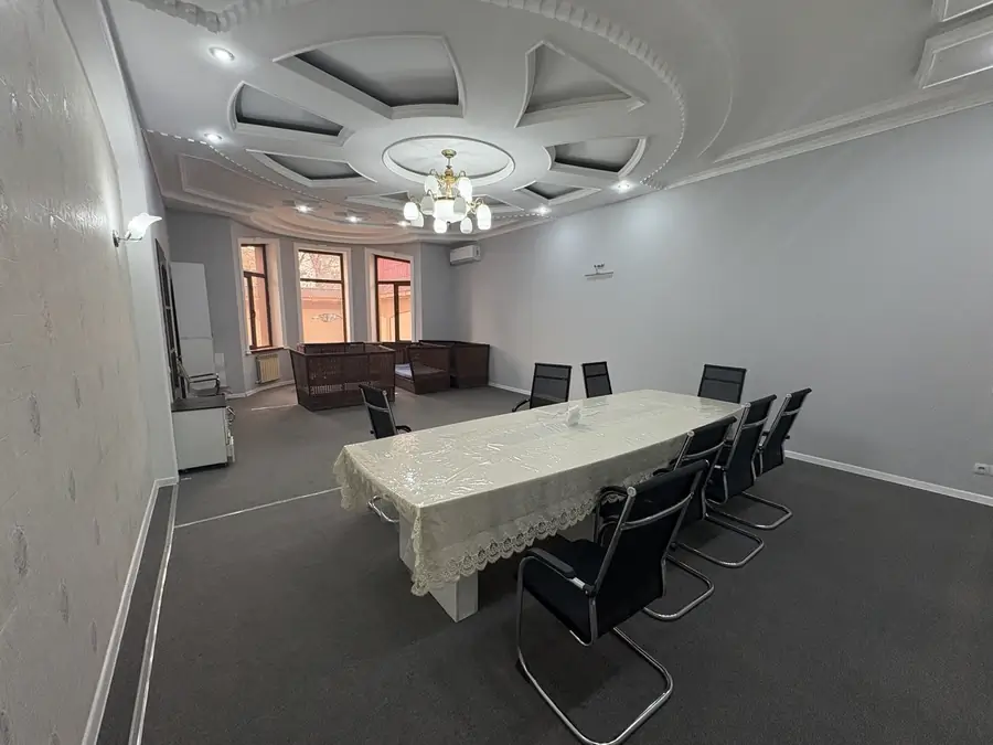 Ijaraga ofis − 120 m²