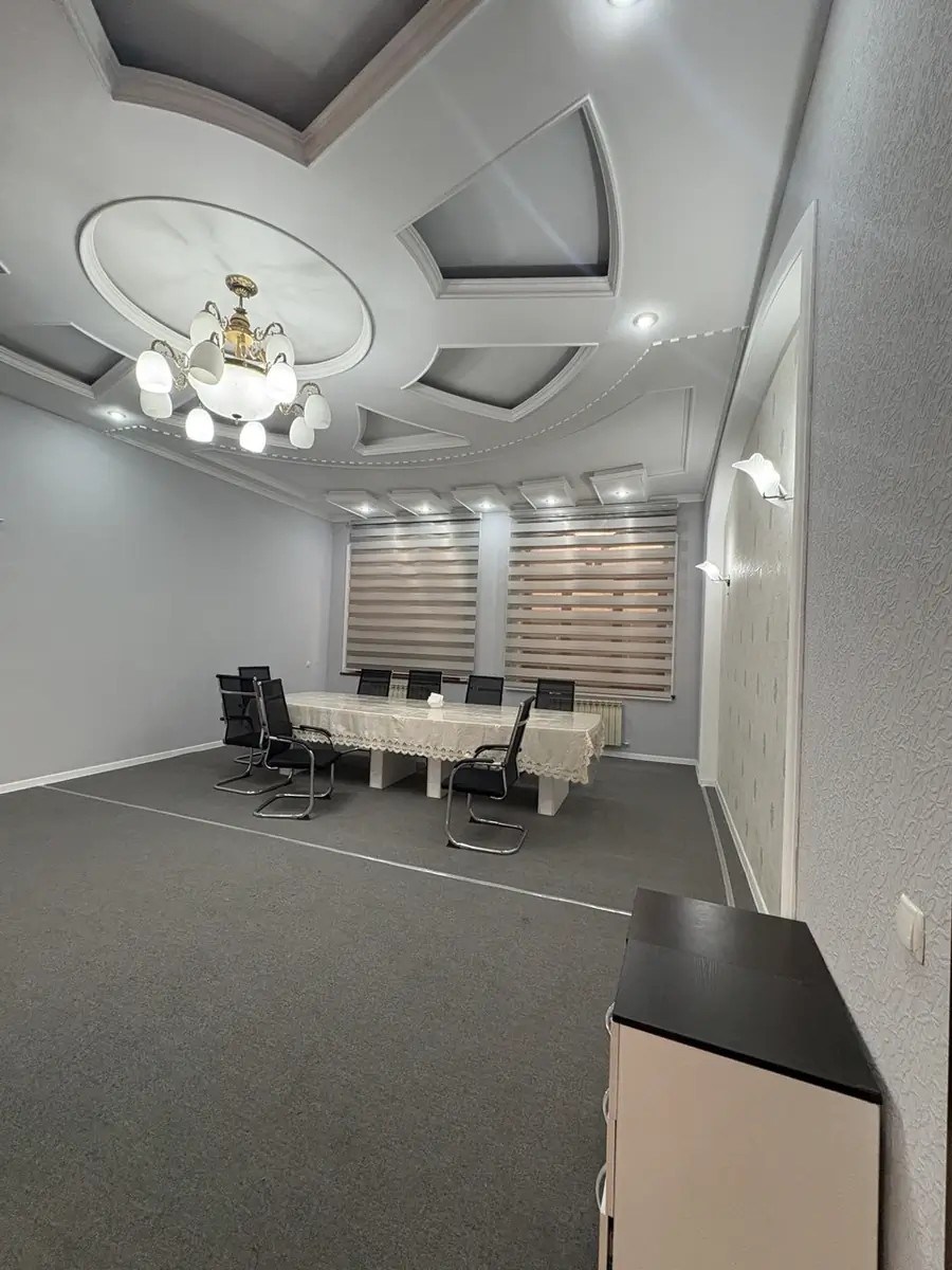 Ijaraga ofis − 120 m²