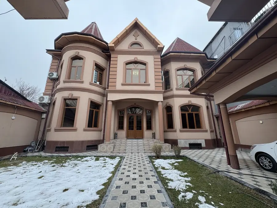 Ijaraga ofis − 120 m²