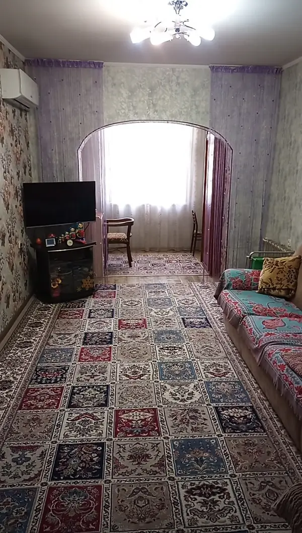 3-комнатная квартира − 70 м², 5/5 этаж