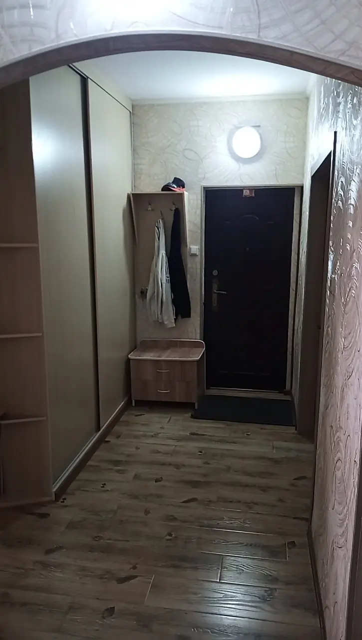 3-комнатная квартира − 70 м², 5/5 этаж