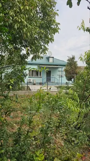 1 qavatli uy sotiladi − 100 m²