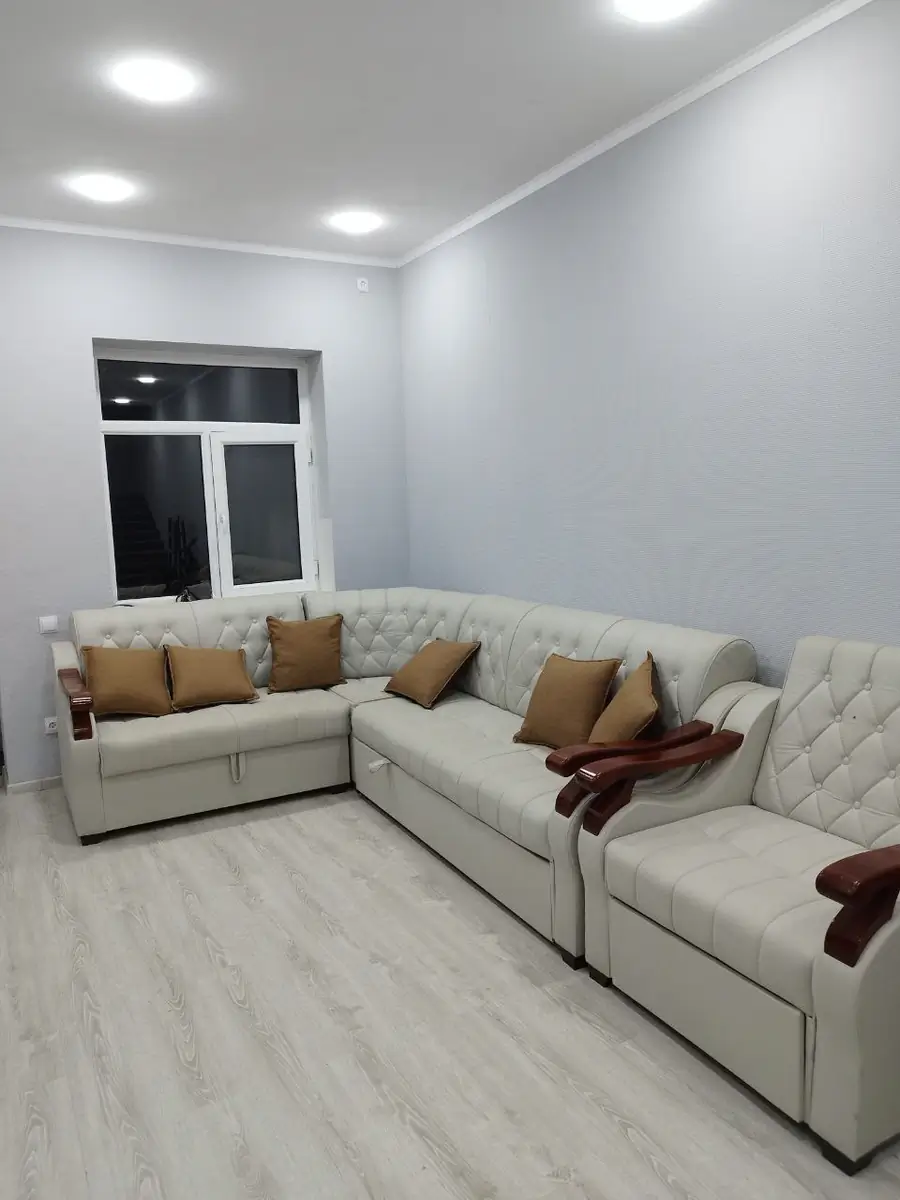 2 qavatli uy sotiladi − 110 m²