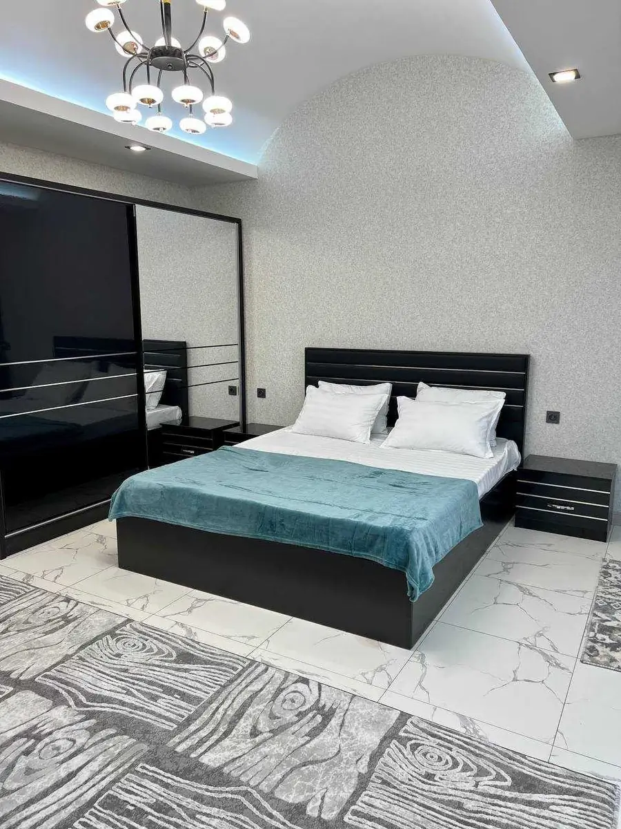 Посуточно 2-этажный дом − 250 м²