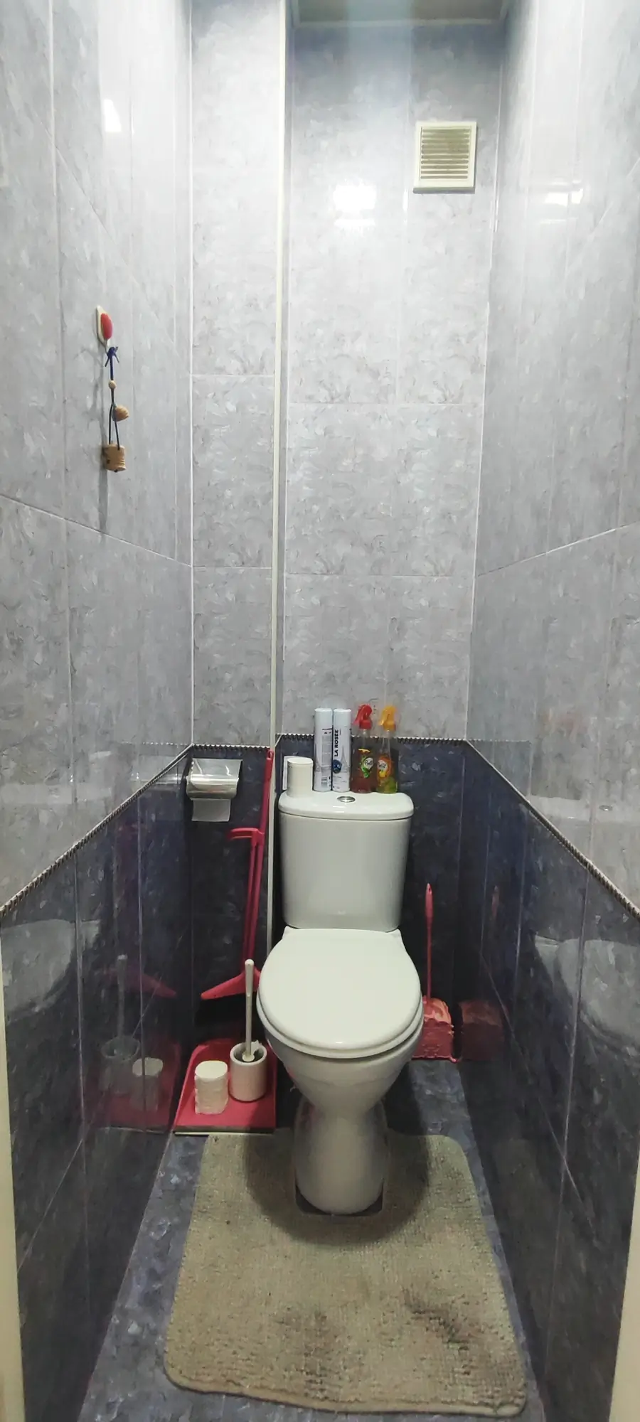 Продается 2-комнатная квартира − 67 м²