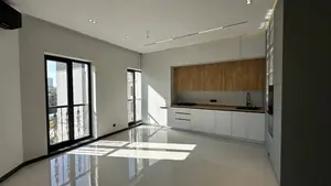 3 xonali kvartira − 95 m², 8/10 qavat