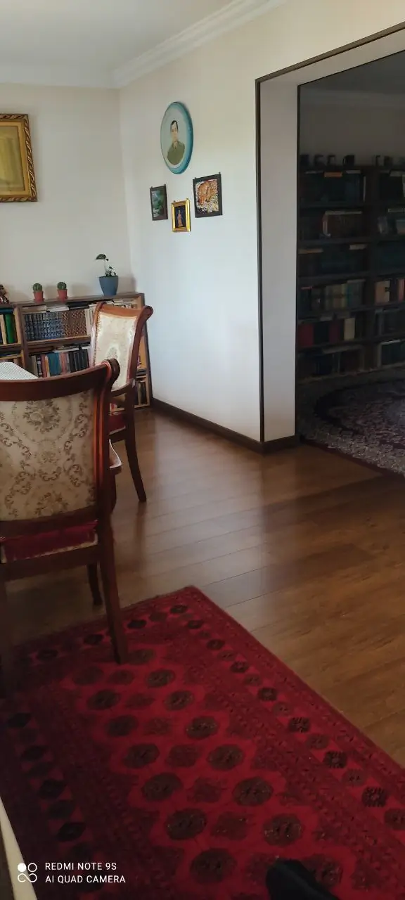 1 qavatli uy − 90 m², 396 sot. 