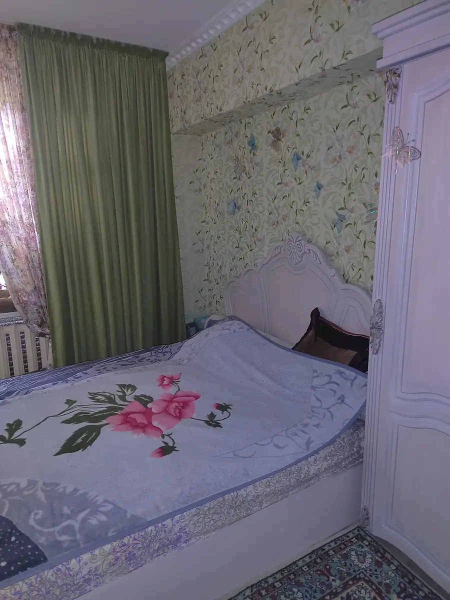 2 xonali kvartira sotiladi − 54 m²