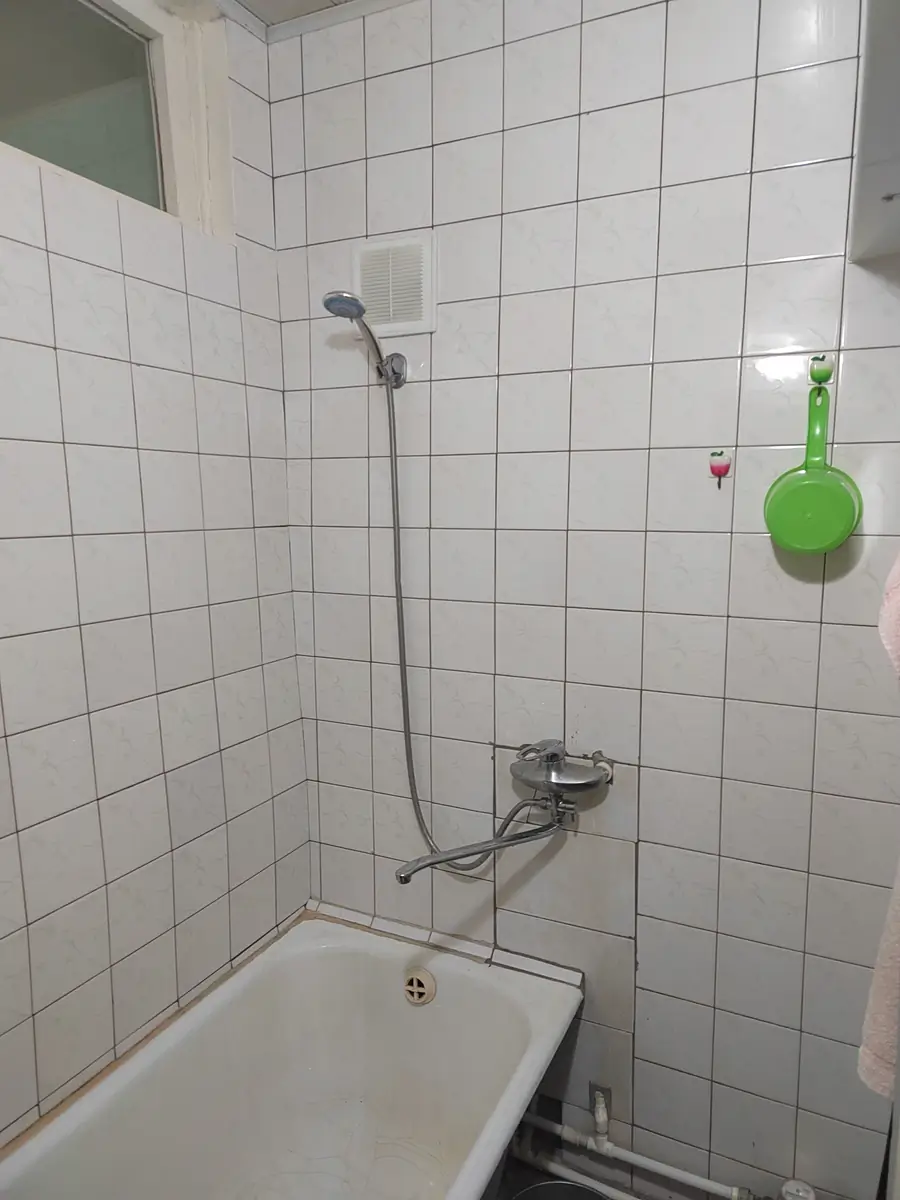 2 xonali kvartira sotiladi − 54 m²