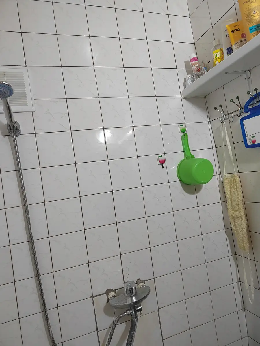 2 xonali kvartira sotiladi − 54 m²