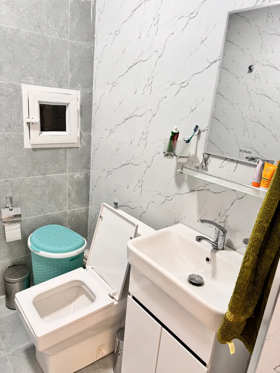 2 xonali kvartira sotiladi − 52 m²