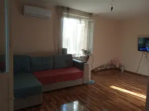 Продается 1-комнатная квартира − 39.4 м²