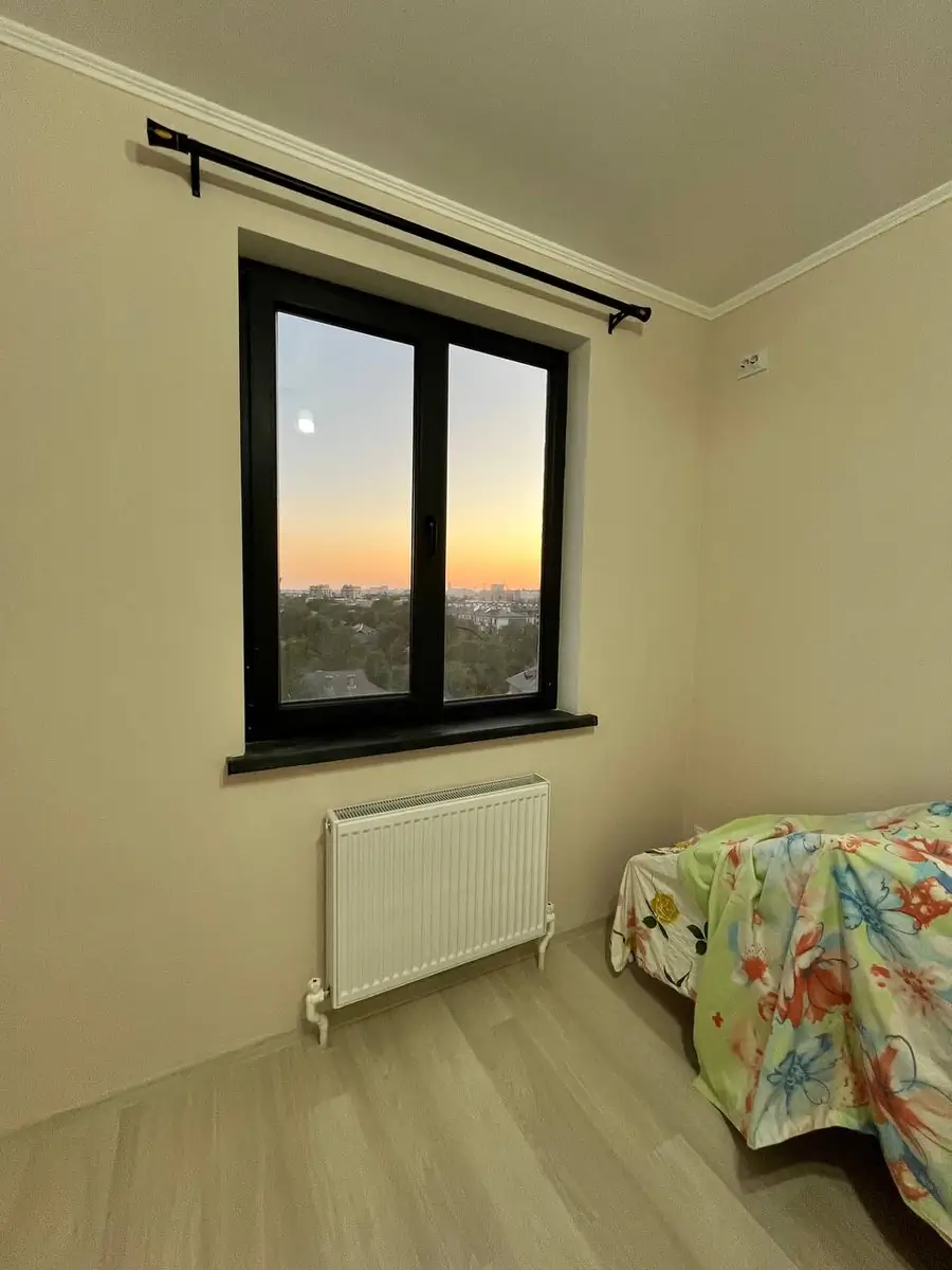 2 xonali kvartira sotiladi − 38 m²