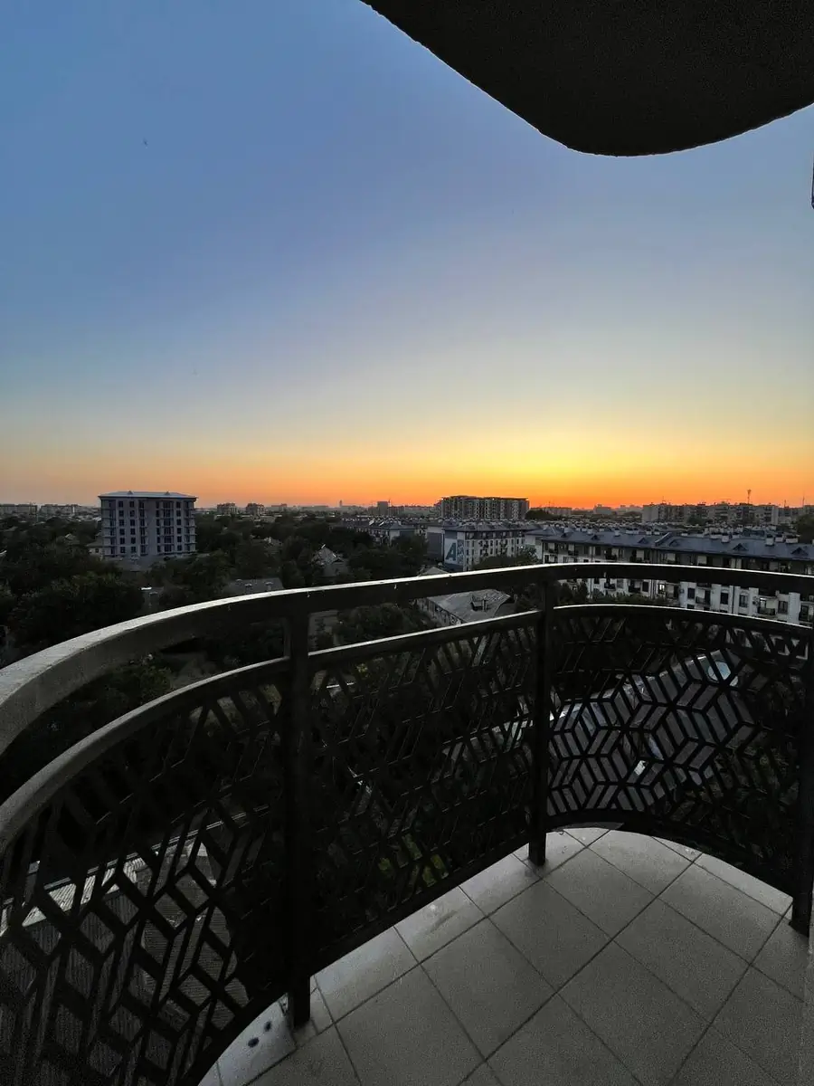 2 xonali kvartira sotiladi − 38 m²