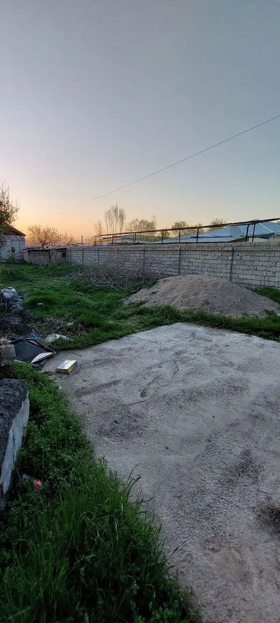 Продается участок − 2.5 сот.