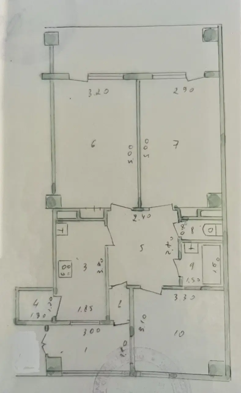 Продается 3-комнатная квартира − 90 м²