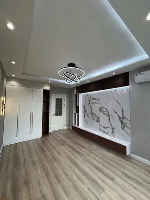 Сдается 1-комнатная квартира − 42 м²