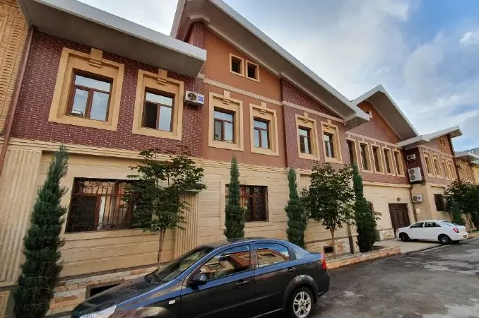 3 qavatli uy − 12 m², 12 sot. 