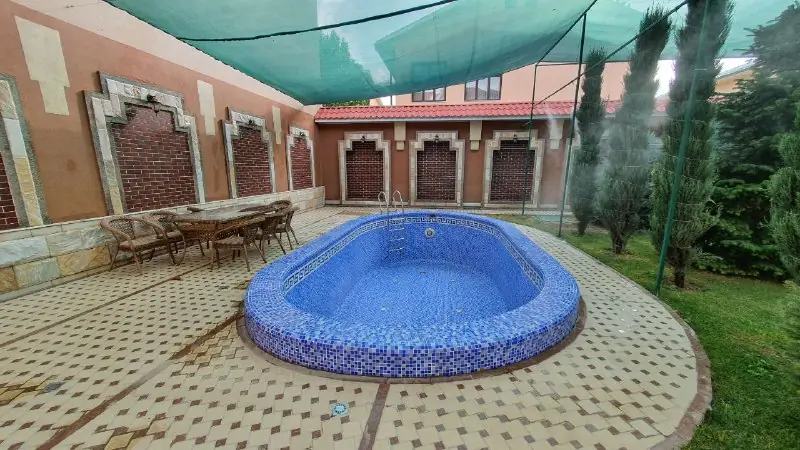 3 qavatli uy − 12 m², 12 sot. 