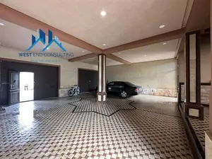 Ijaraga 3 qavatli uy − 12 m²