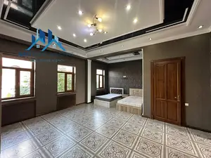 Ijaraga 3 qavatli uy − 12 m²