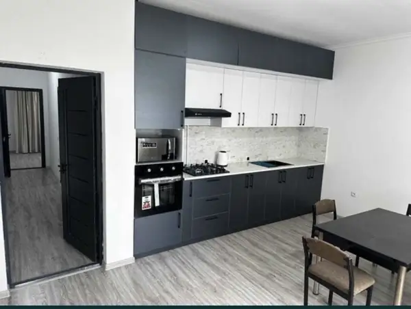 3-комнатная квартира − 115 м², 3/8 этаж