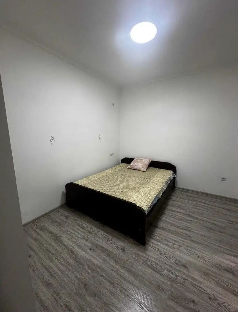 3 xonali kvartira sotiladi − 115 m²