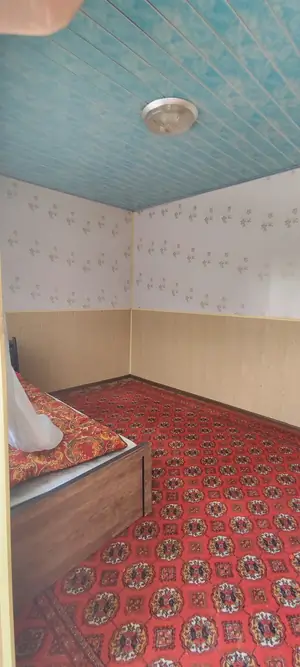 Продается 1-этажный дом − 279 м²