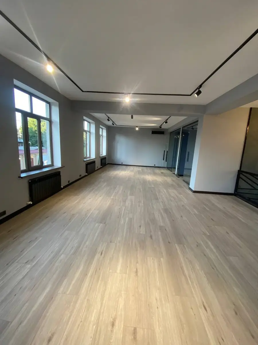 Сдается офис − 260 м²